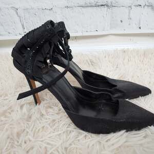 Rodo ankle wrap 4" heel shoes Sz 8.5 black pointed